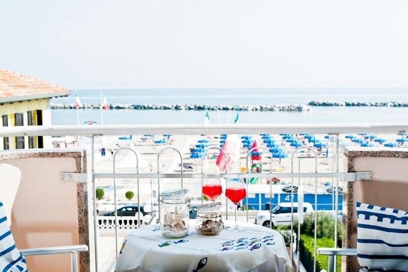 Hotel Alsen Rimini Exterior foto